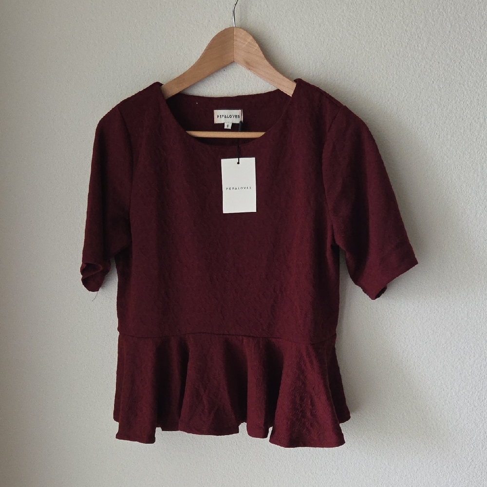 PEPALOVE Burgundy Peplum Blouse Short Sleeve Sz S NWT Office Career Wear Retro